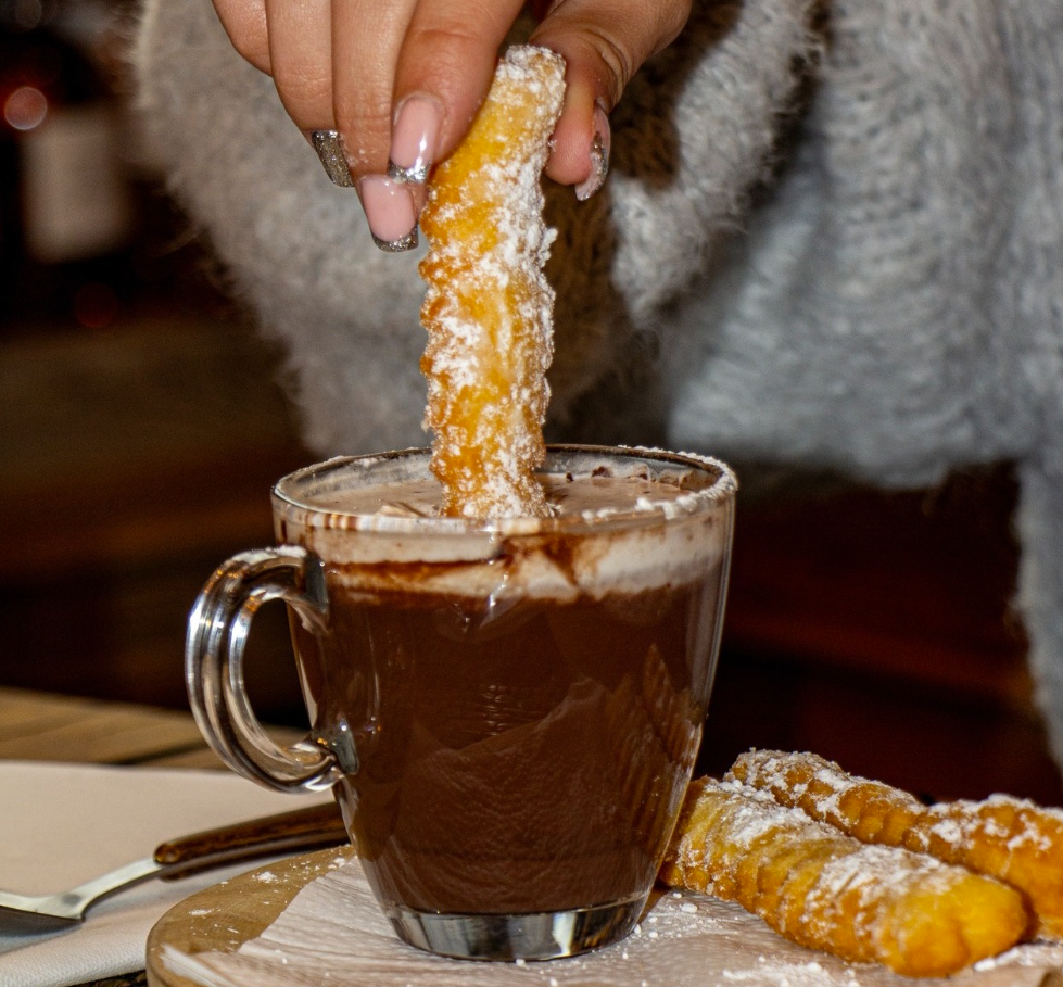 Chocolat chaud avec chantilly
